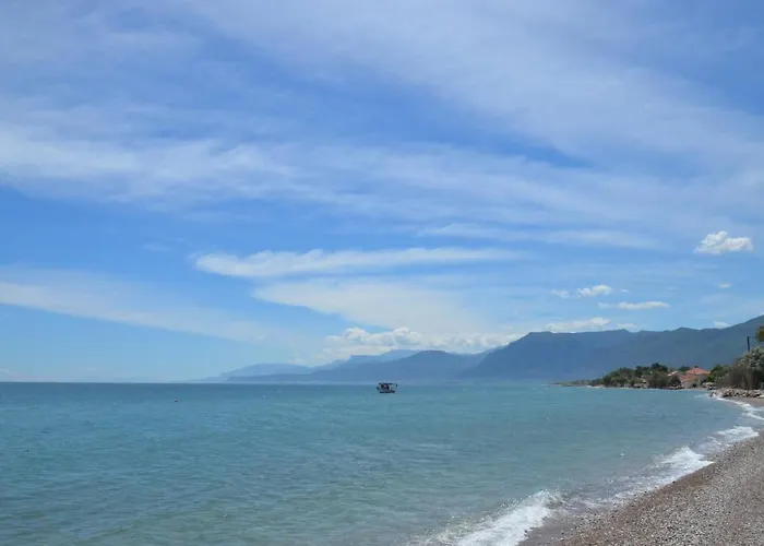 Maison De La Nyaraló *