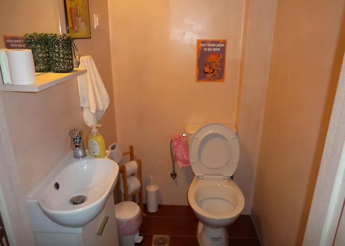 Maison De La * Témeni