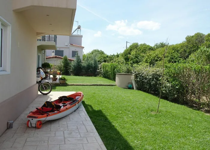 Maison De La * Témeni