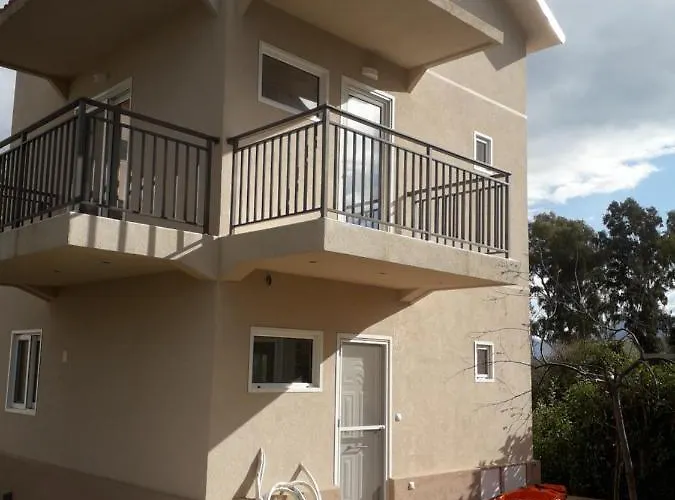 Maison De La Nyaraló Témeni